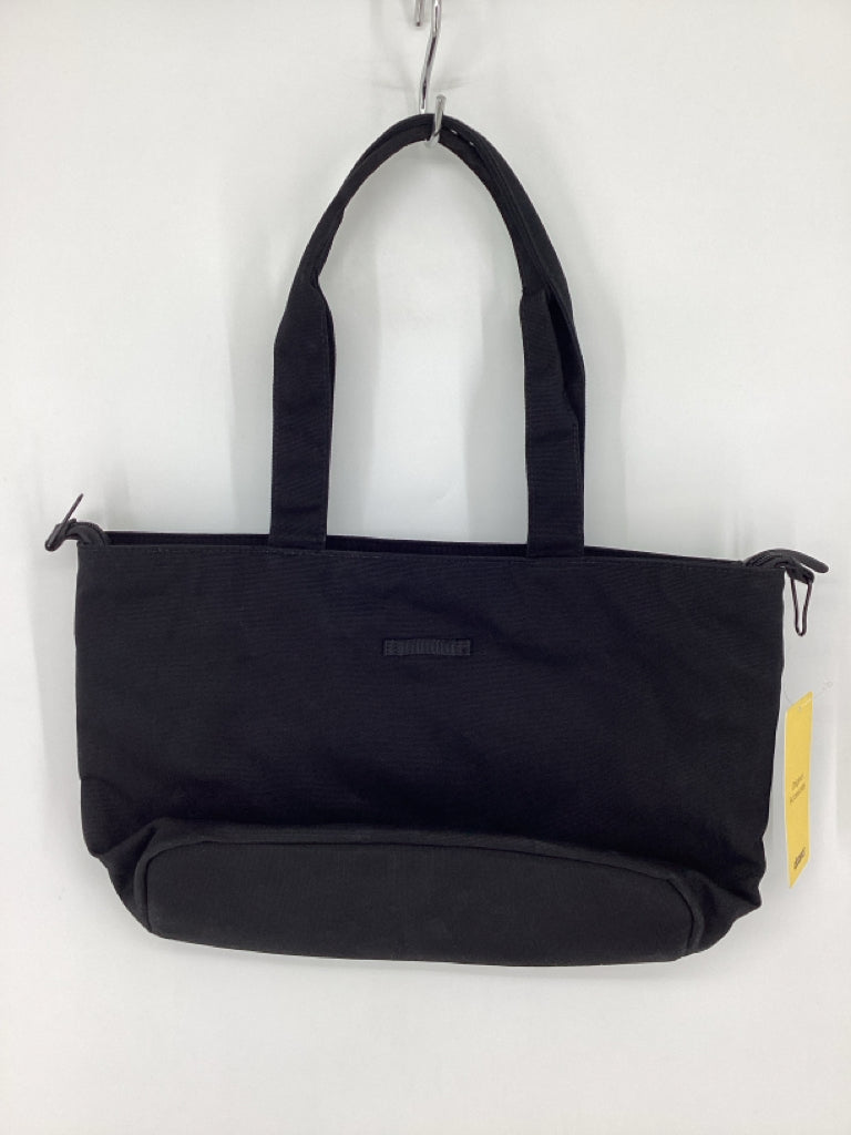 Doona Essentials Tote Bag