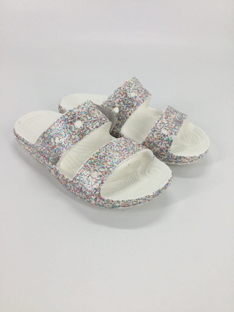 Crocs Child Size 3 Youth White Sandals/Flip Flops