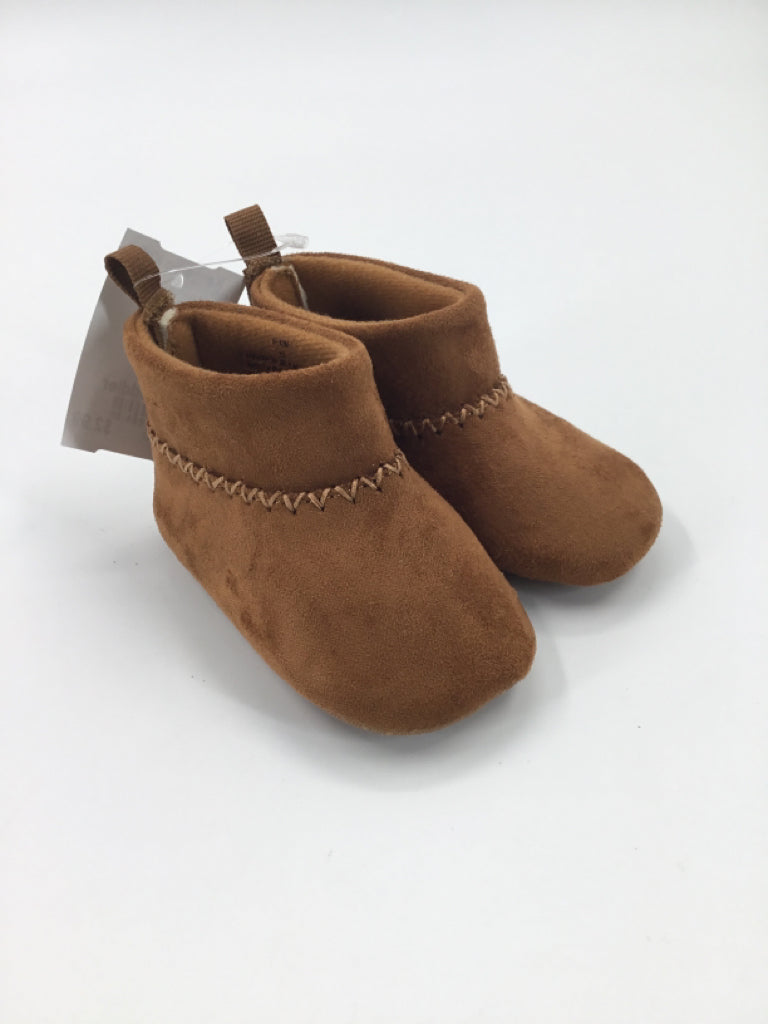 Old Navy Child Size 2 Toddler Brown Baby/Walker Shoes