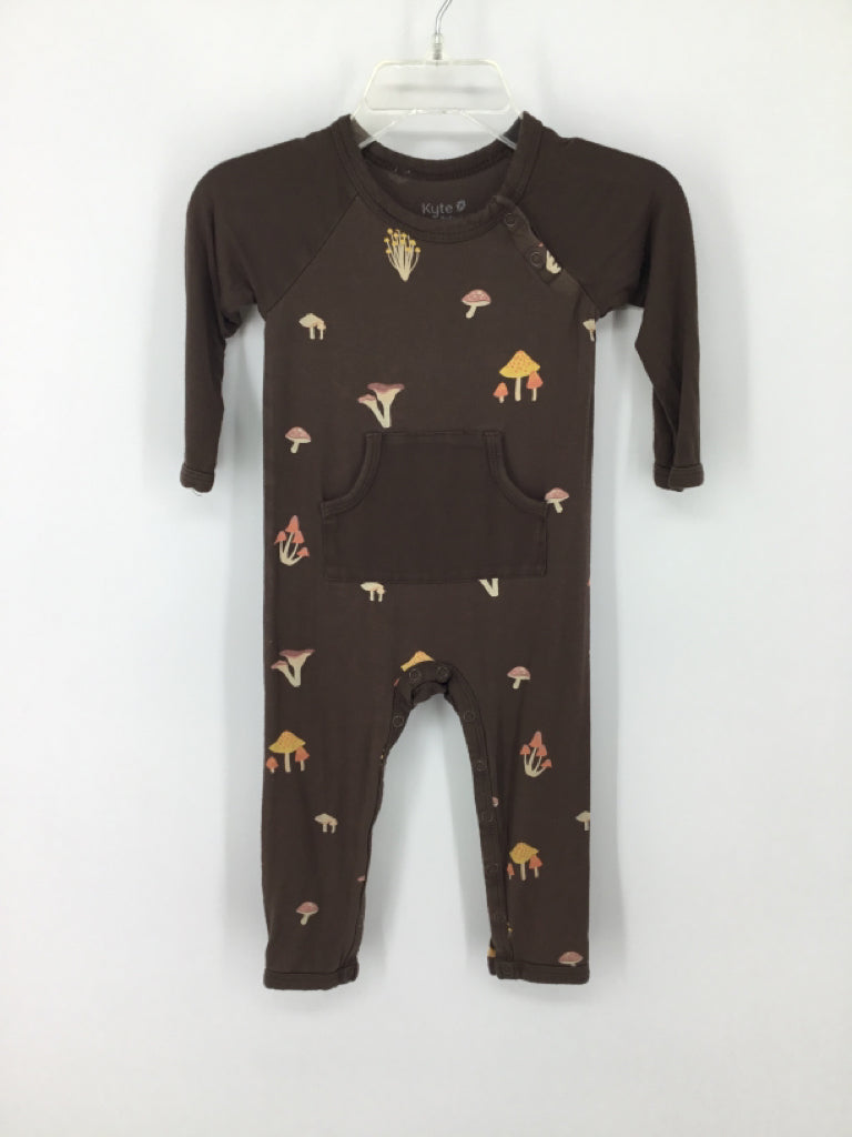 Kyte Child Size 6-12 Months Brown Print Outfit - boys