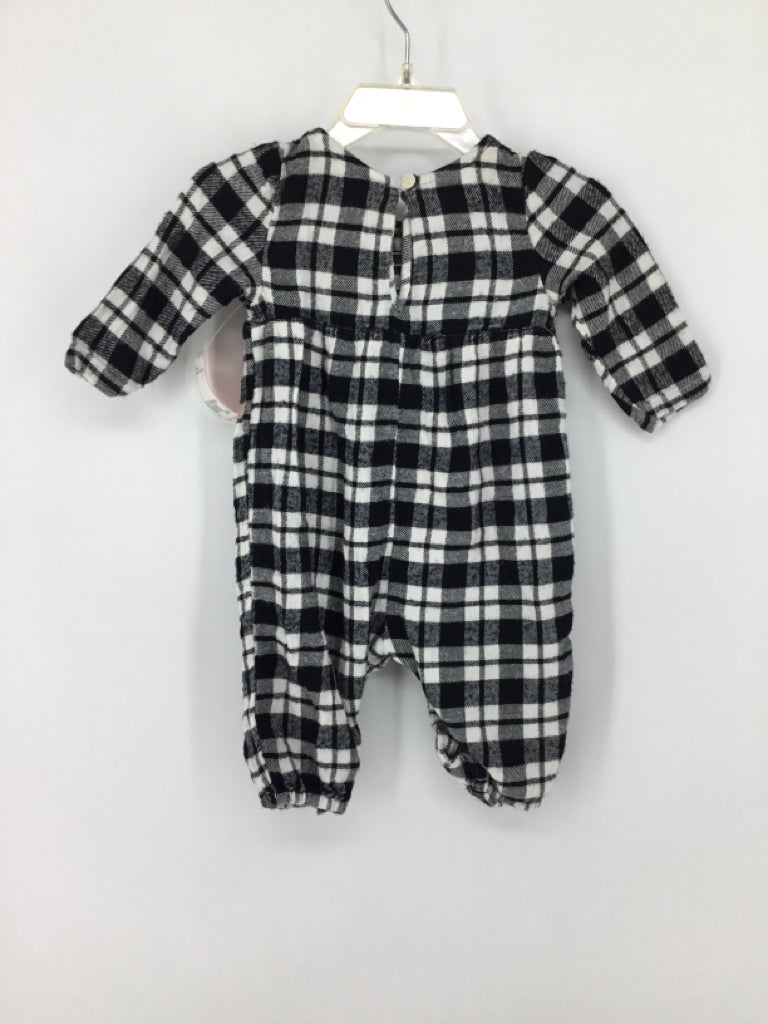 Old Navy Child Size 3-6 Months Black Outfit - girls