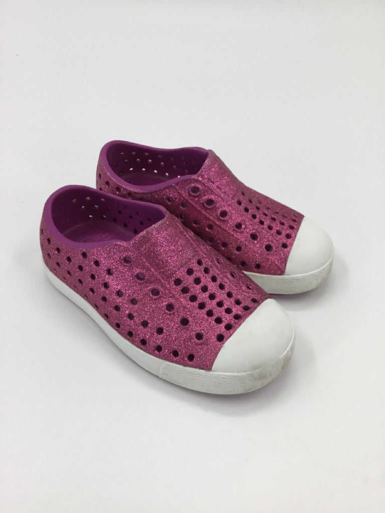 Native Child Size 7 Toddler Pink Sandals/Flip Flops