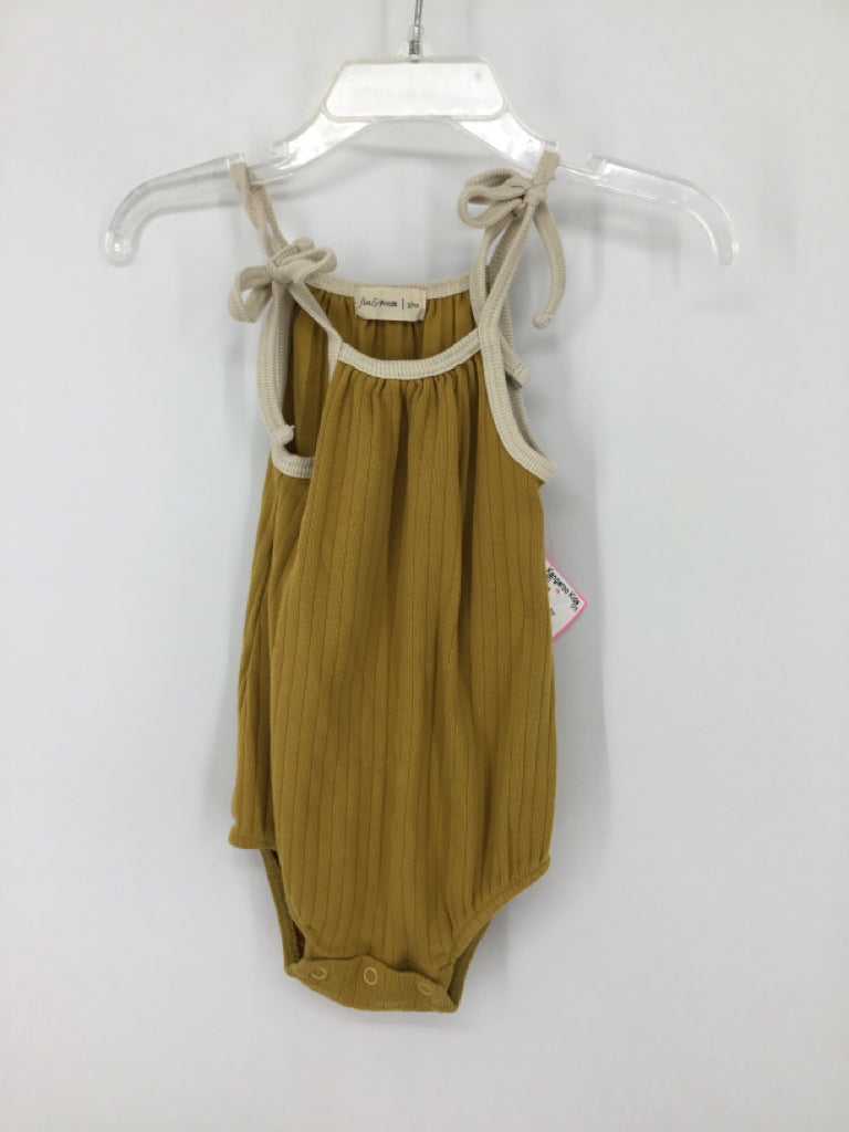 Fin & Vince Child Size 3-6 Months Yellow Outfit - girls