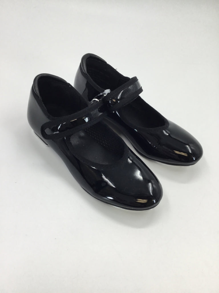 Danskin Child Size 11 Black Sport/Dance Shoes