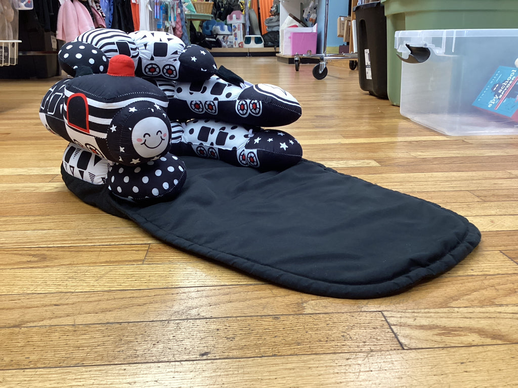 Lovvie & Joy 2-in-1 Tummy Time Mat & Seated Support Pillow