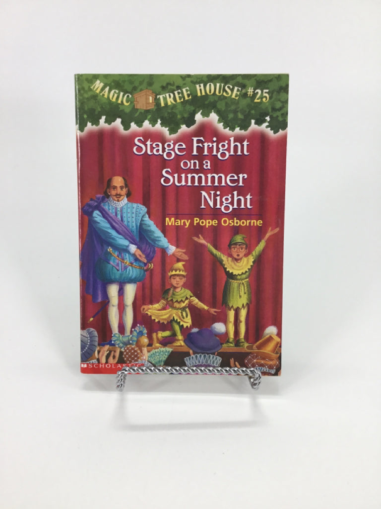 Magic Tree House: Stage Fright on a Summer Night Paperback Book