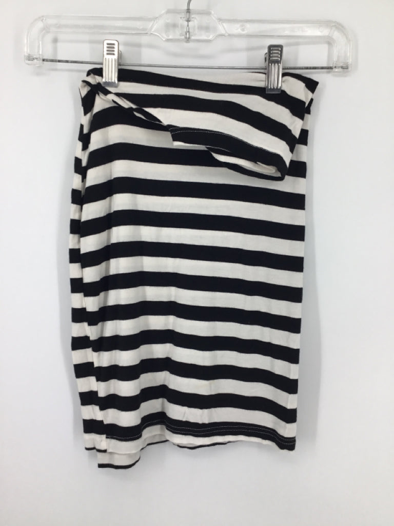 Itzy Ritzy Black Stripe Multi-Use Cover