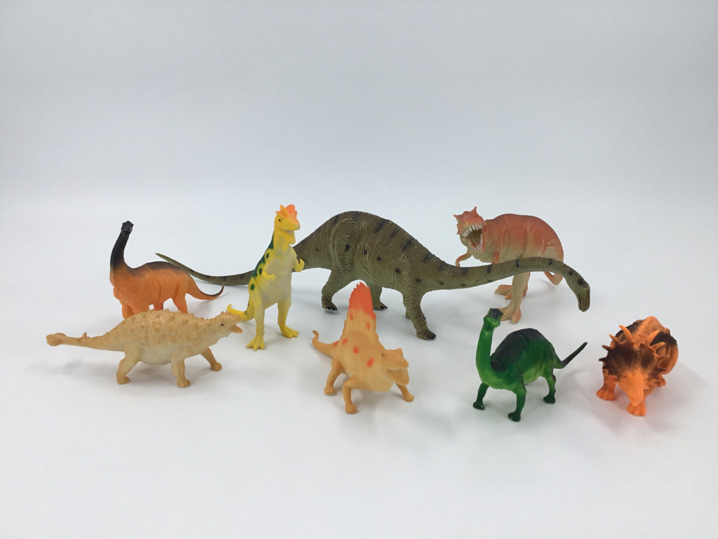 Set of 8 Dinosaur Figures