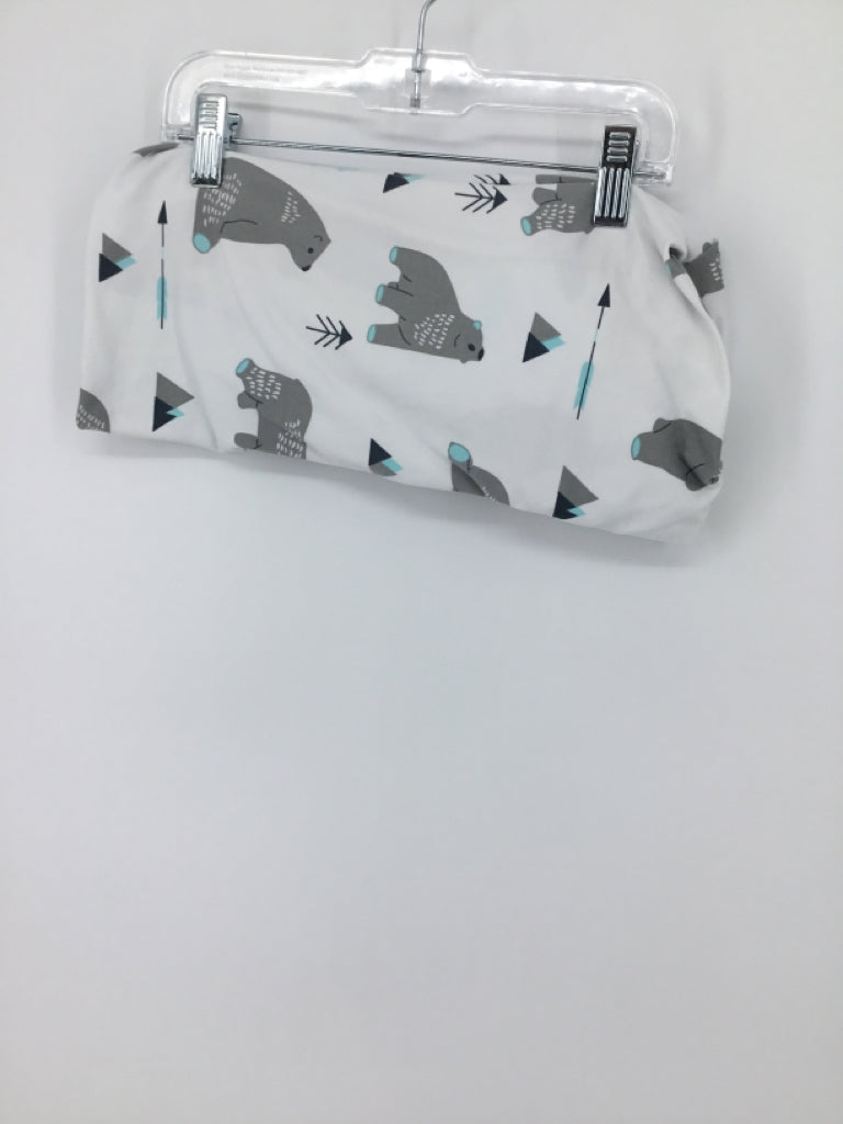 White Print Changing Pad Cover