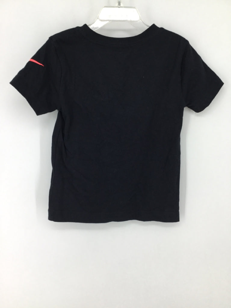 Nike Child Size 4 Black T-shirt - girls