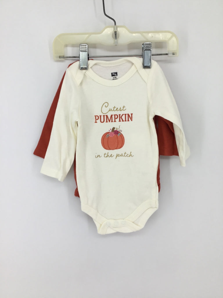 HB Child Size 0-3 Months White Halloween Onesie Set of 2