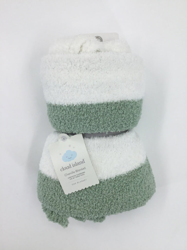 cloud island Chenille Blanket - New in pkg