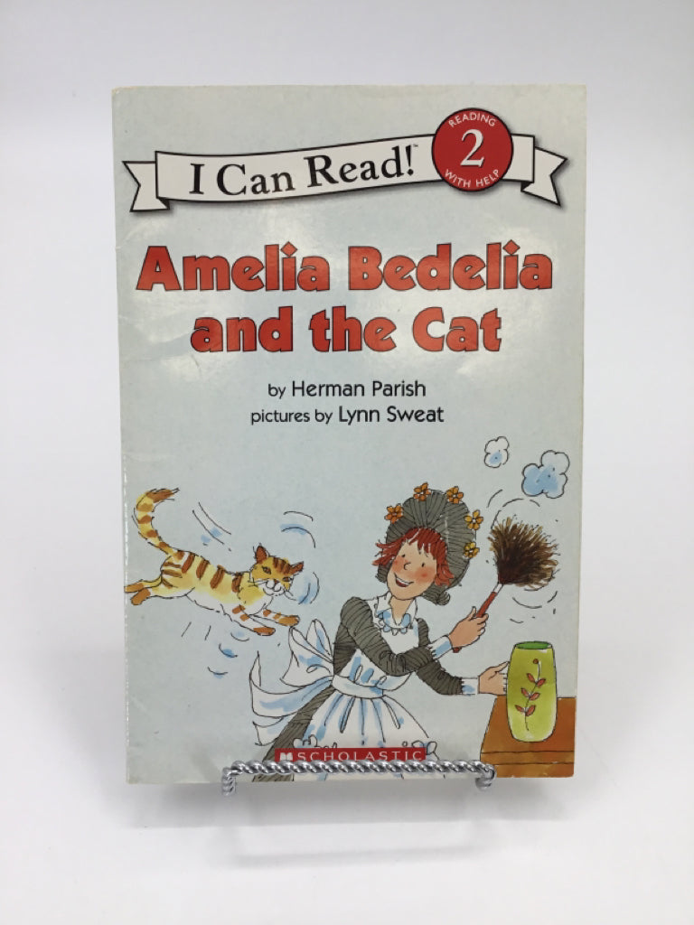 Amelia Bedelia and the Cat Paperback Book