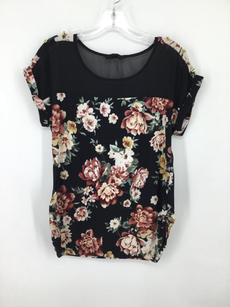 Sweet Wanderer Size M Poly Blend Top