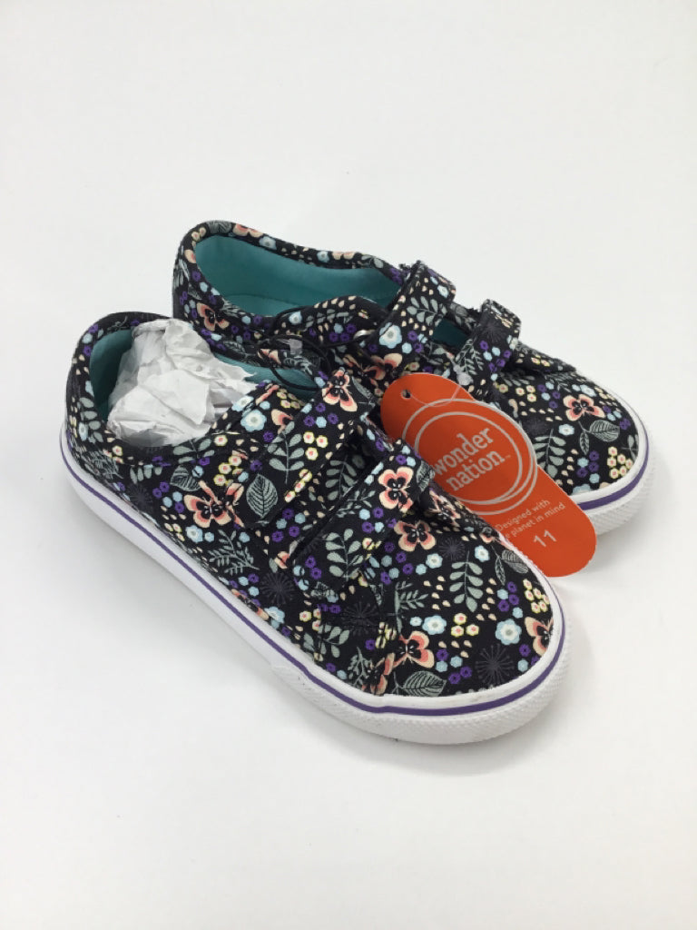 Wonder Nation Child Size 11 Black Sneakers