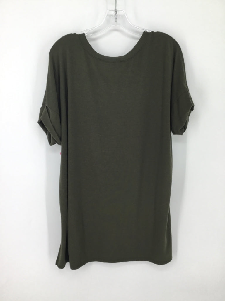 Zenana Size L Poly Blend Top
