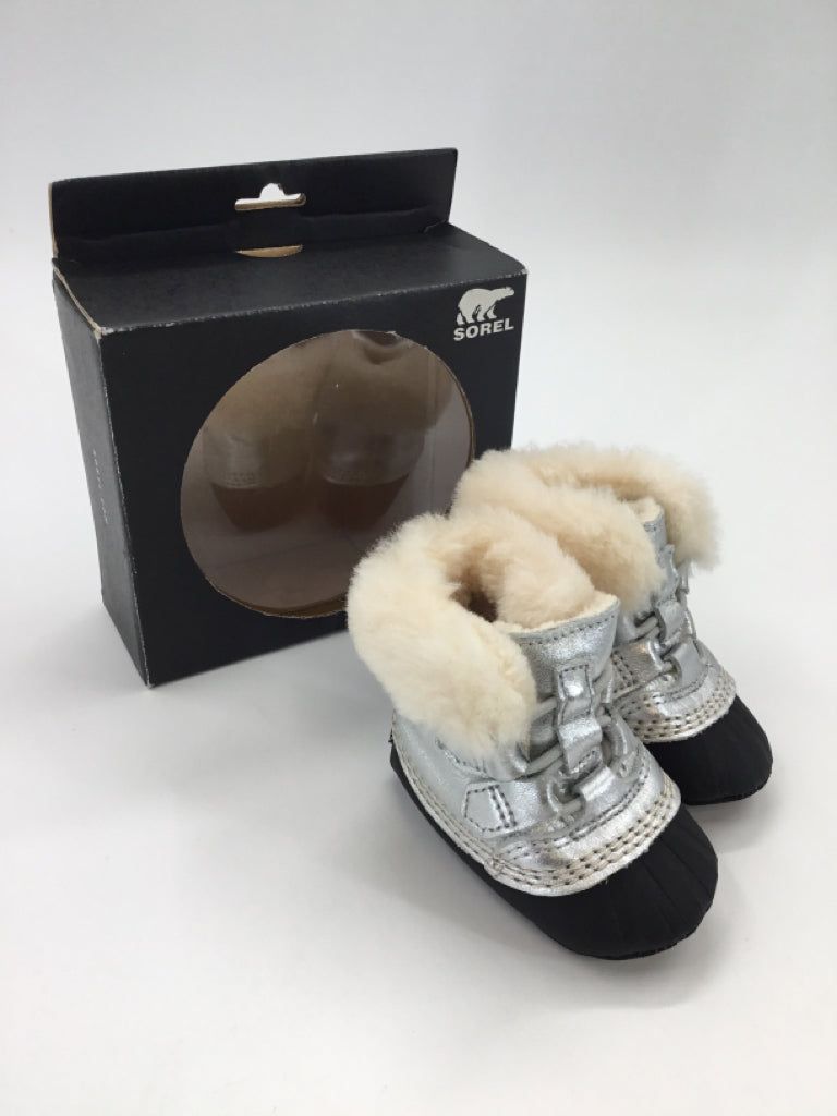 Sorel Child Size 3 Toddler Silver Rain/Snow Boots