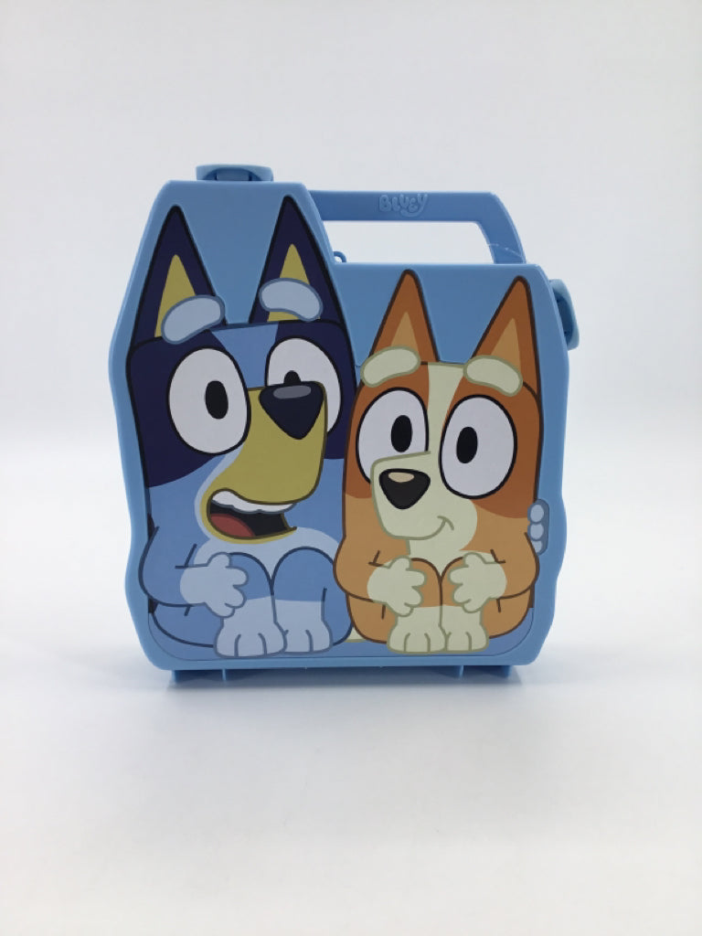 Bluey Play & Go Collector Case w/ 14 Figures