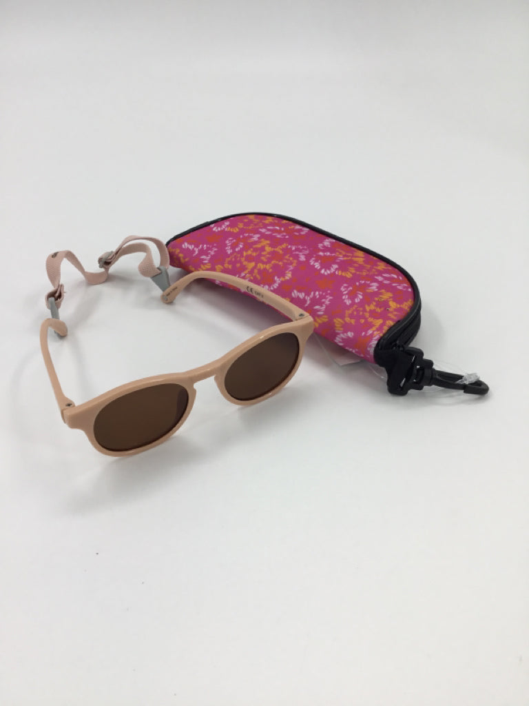 Cocosand Peach Sunglasses With Strap