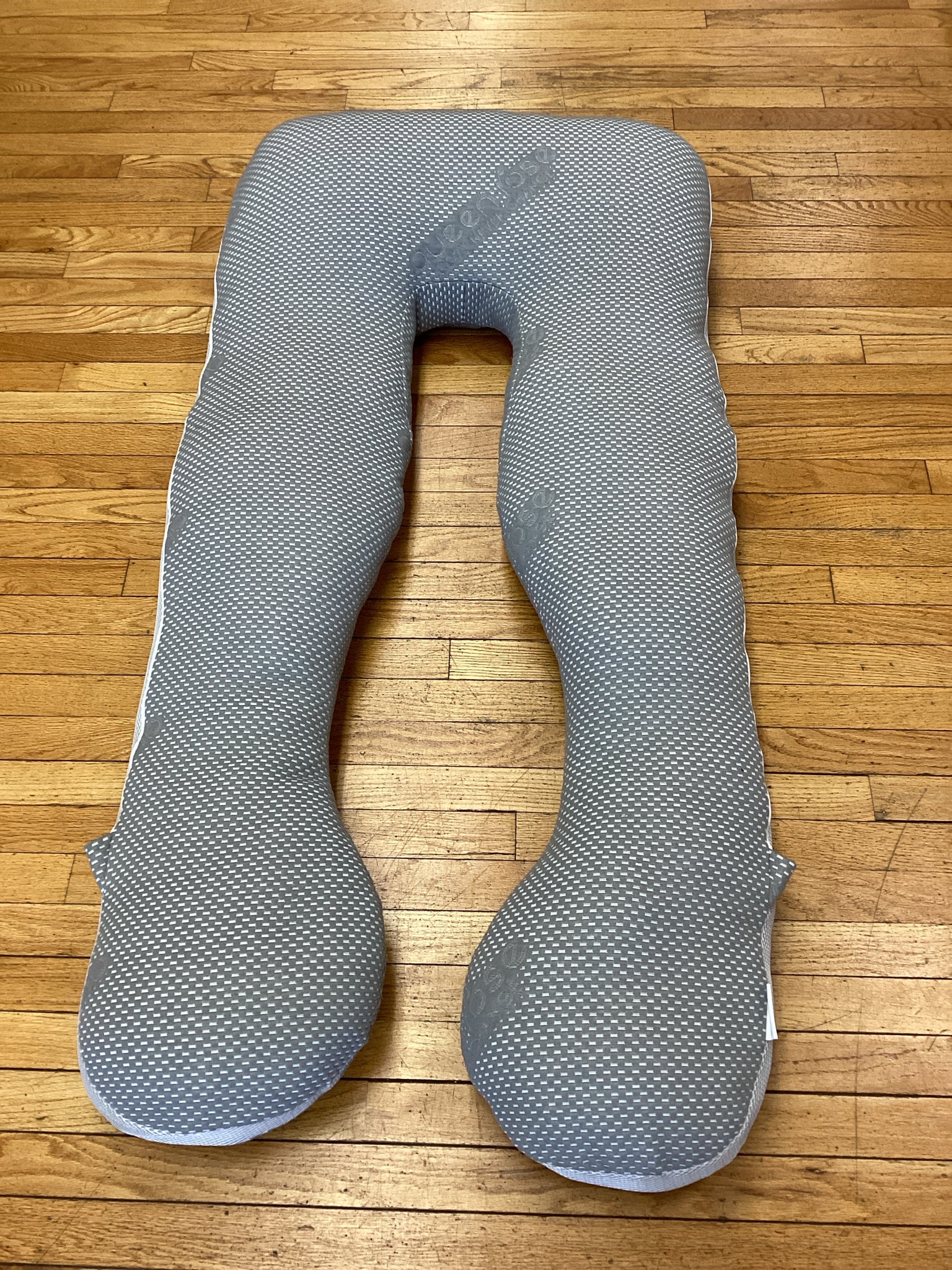 Queen Rose Gray Maternity Pillow