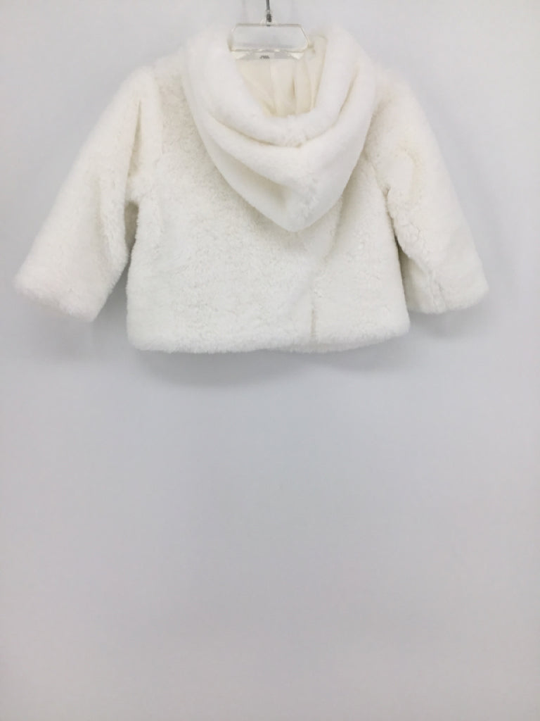 Old Navy Child Size 6-12 Months White Jacket - girls