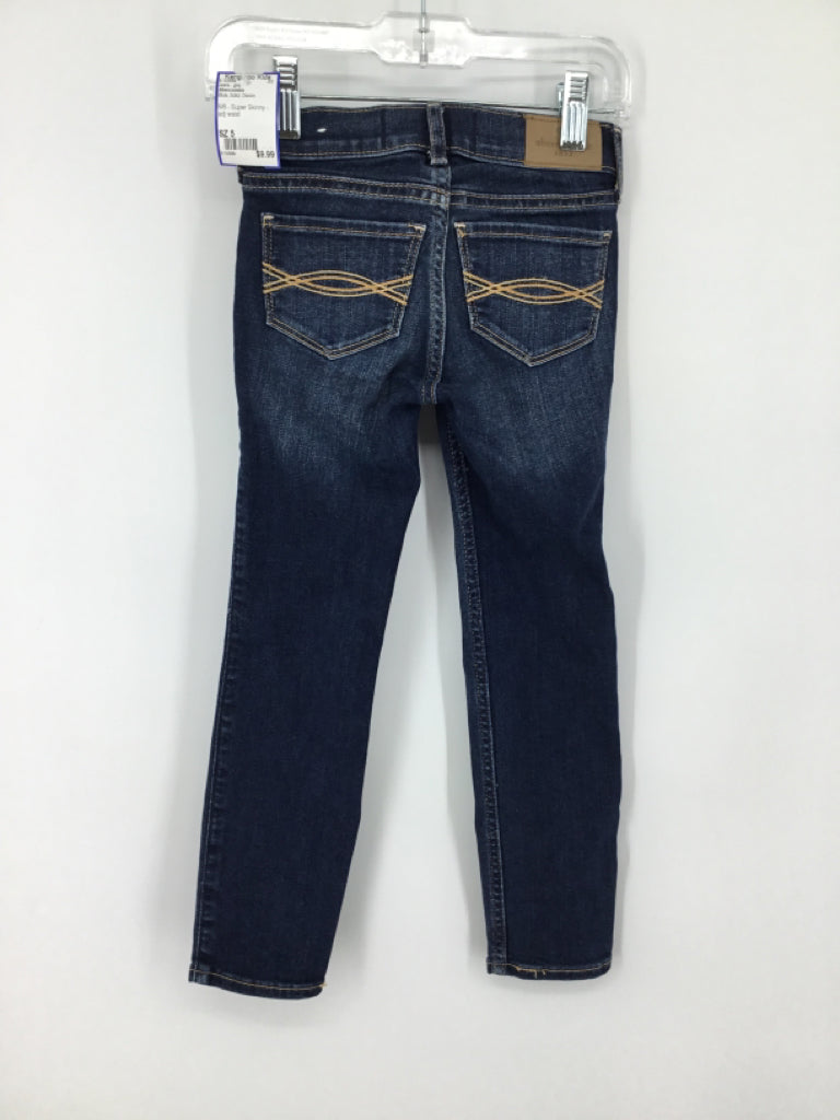 Abercrombie Child Size 5 Blue Jeans - girls