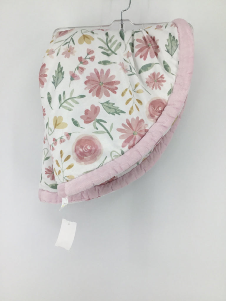 Round Pink Floral Play Mat