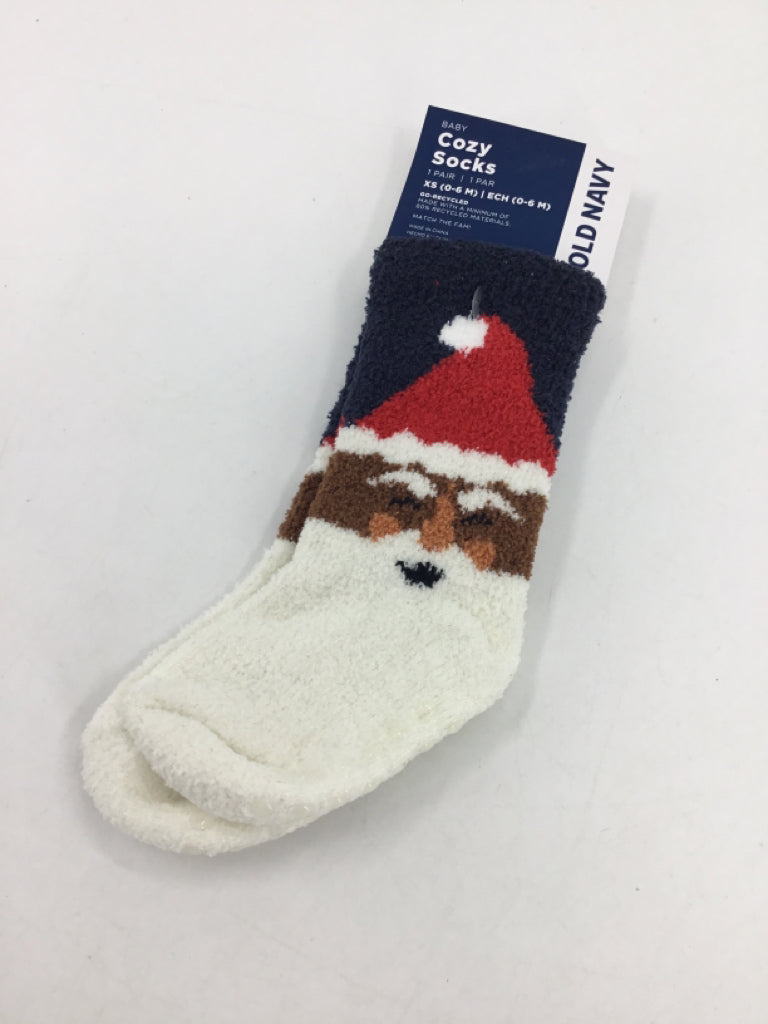 Old Navy Child Size 0-6 Months Red Christmas