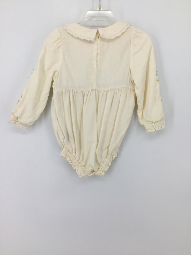 Old Navy Child Size 18-24 Months Cream Outfit - girls