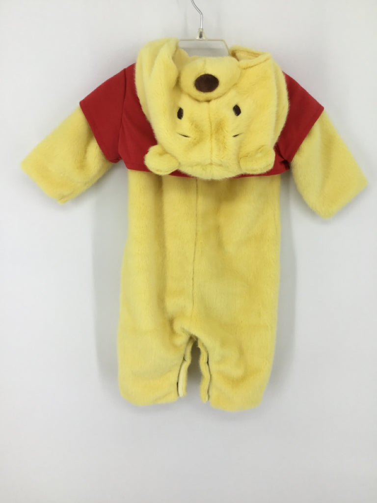Pottery Barn Kids + Winnie the Pooh Size 6-12 Months Yellow Halloween Costume