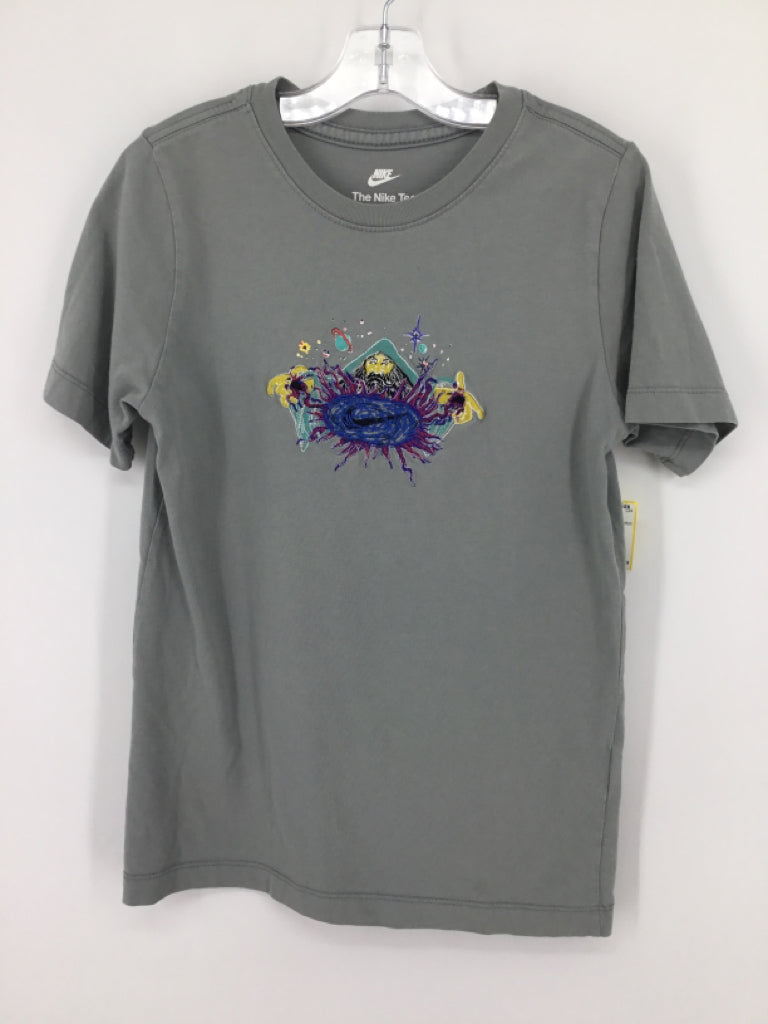 Nike Child Size 10 Gray Embroidered T-shirt - boys