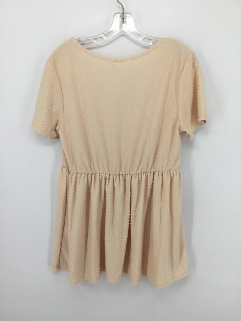 Hello Miz Size L Poly Blend Top