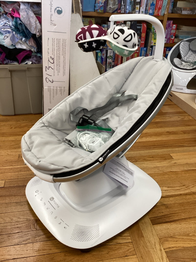 4Moms Mamaroo® Smart Swing