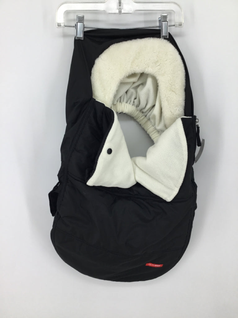 Skip Hop Black Car Seat Cover