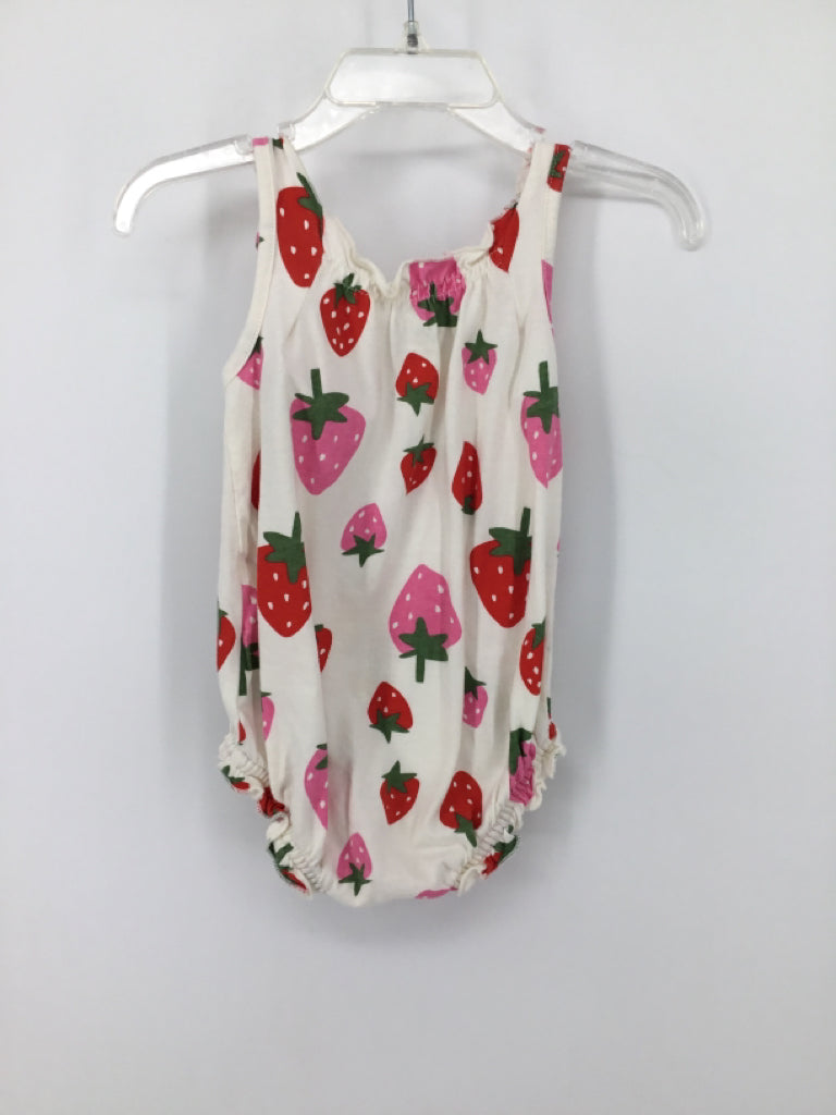 Old Navy Child Size 6-12 Months White Outfit - girls