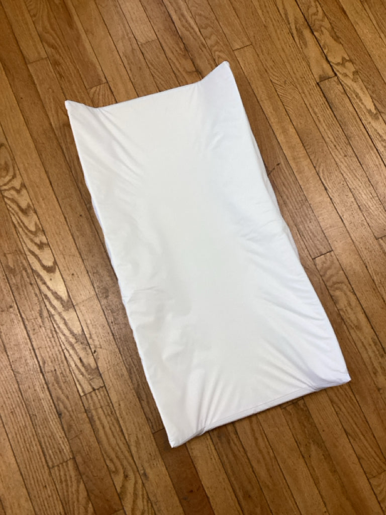Munchkin White Changing Pad