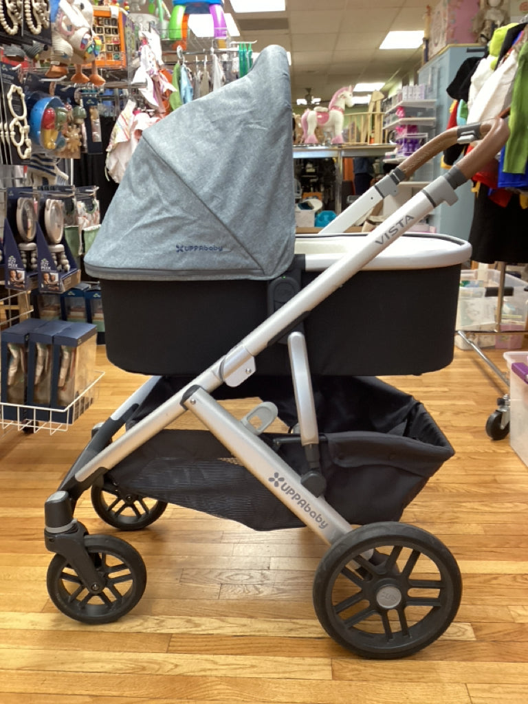 UppaBaby Vista V1 2018 Stroller w/ Bassinet