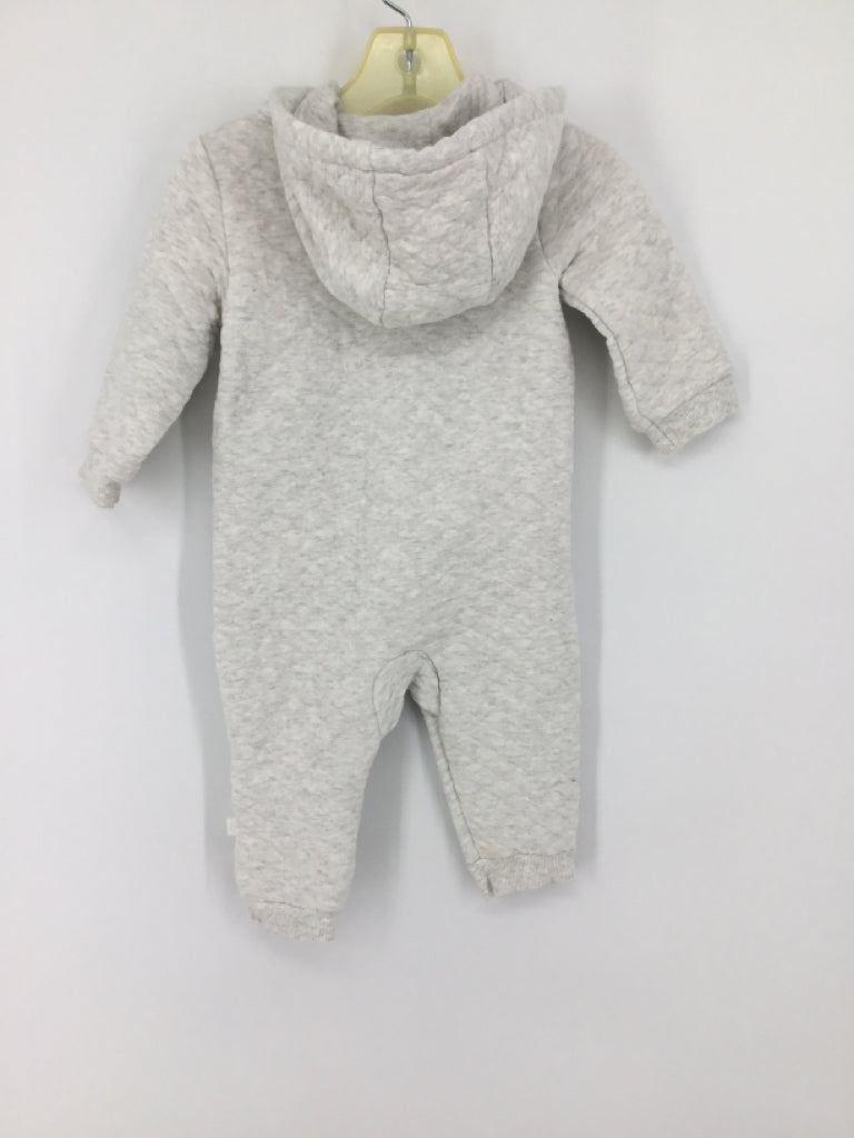 Little Planet Child Size 9 Months Gray Solid Outfit - boys