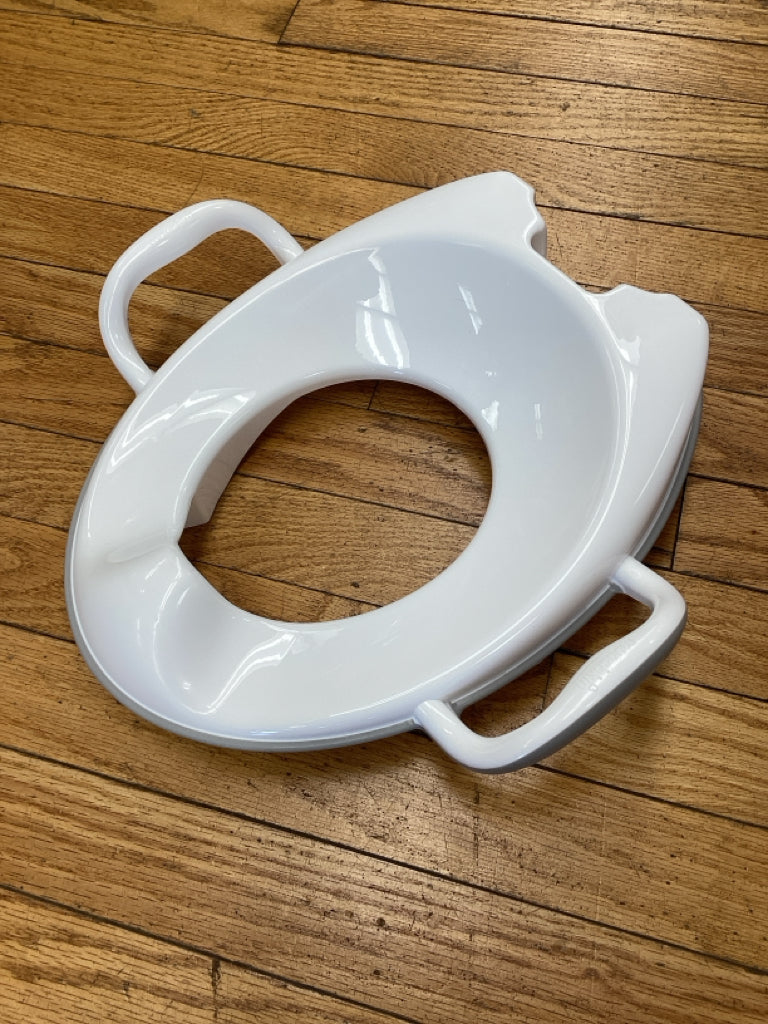 Munchkin On-the-Potty Seat