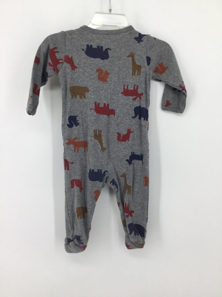 Carter's Child Size 6 Months Gray Sleepers
