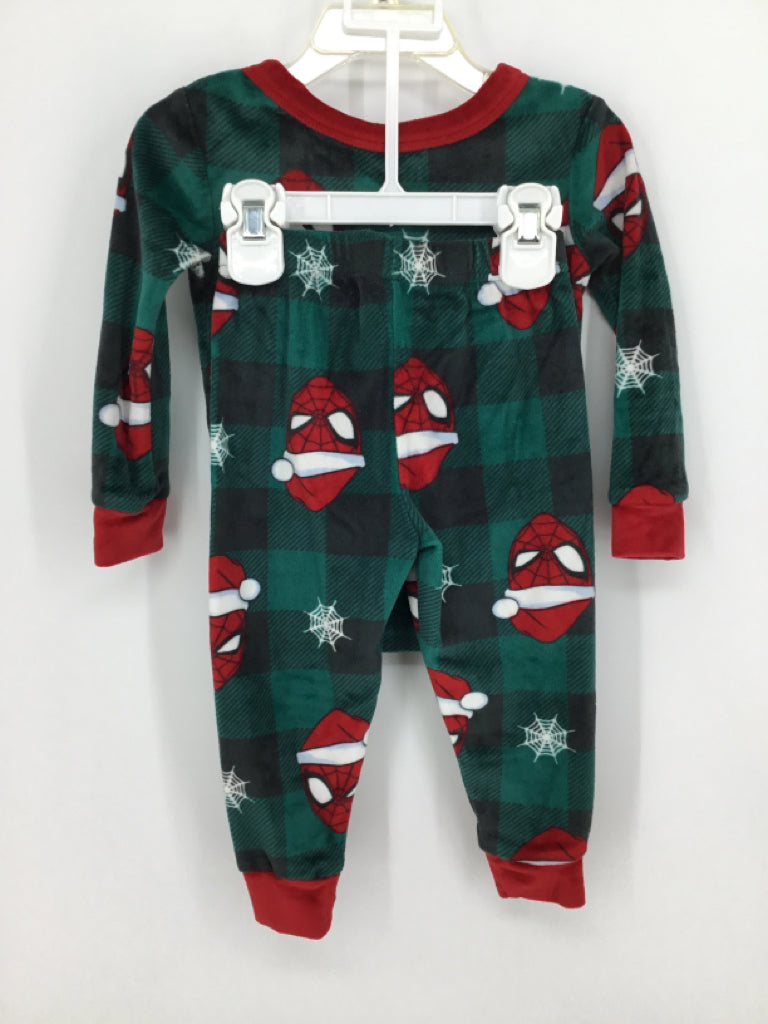 Marvel Child Size 2 Green Christmas Pajamas