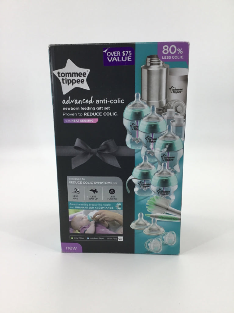 Tommee Tippee Newborn Feeding Gift Set