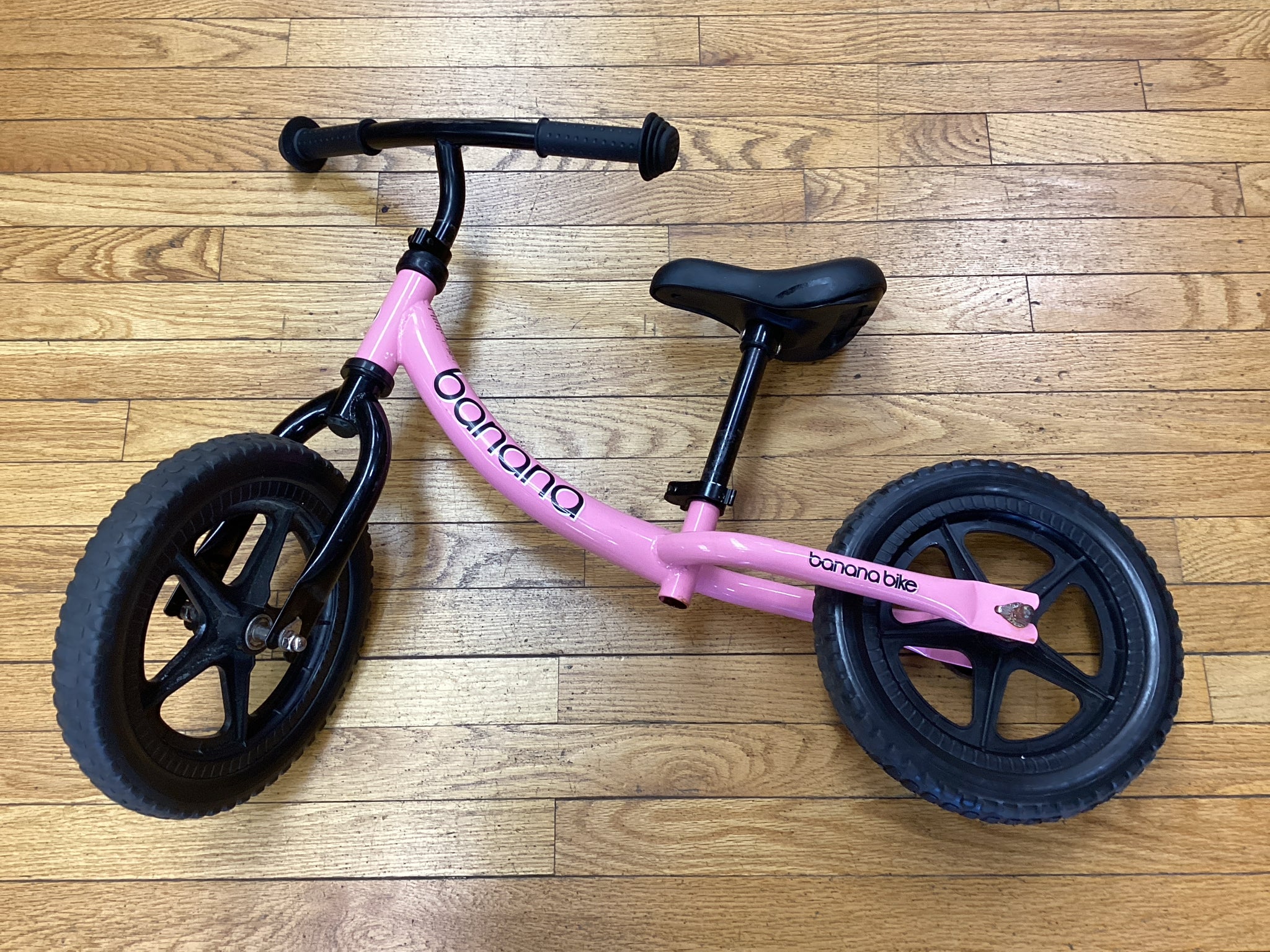 Banana Balance Bike - Pink