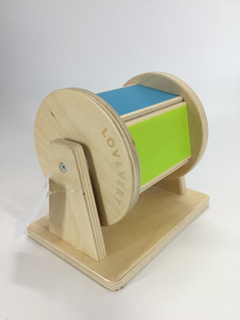 Lovevery Wooden Rainbow Spinner