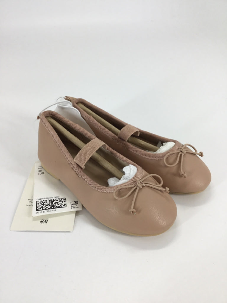 H & M Child Size 7.5 Toddler Mauve Dress Shoes