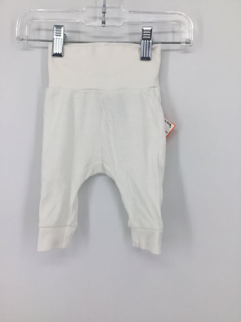H & M Child Size Newborn White Solid Pants - boys