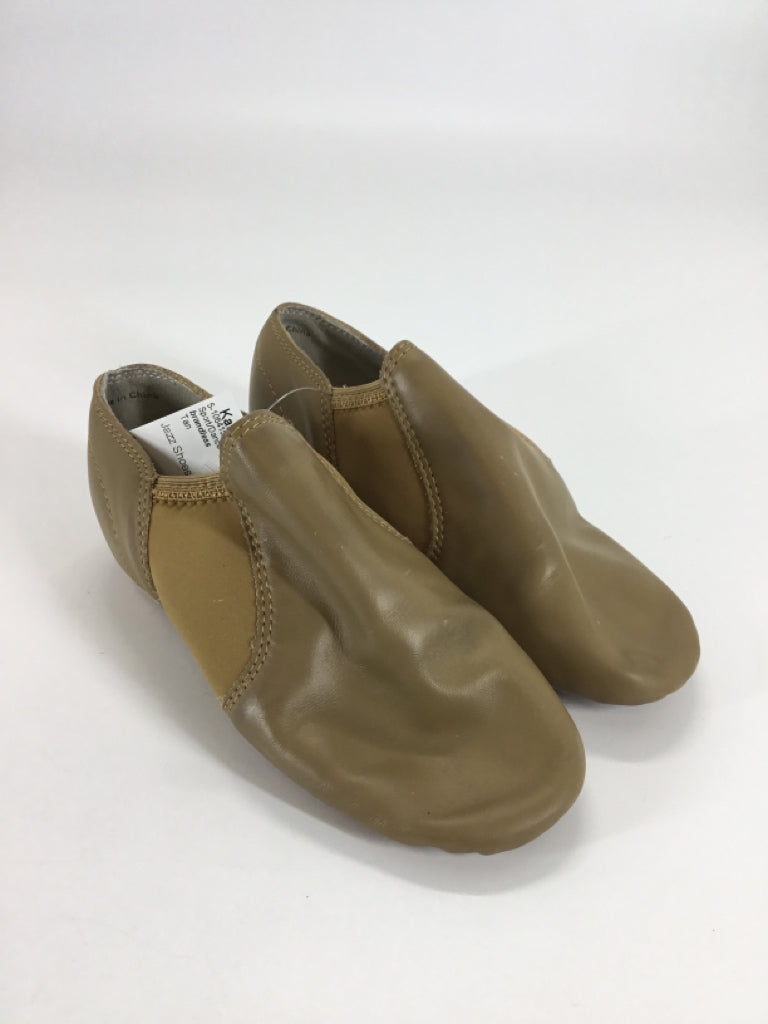 brandless Child Size 1.5 Youth Tan Sport/Dance Shoes