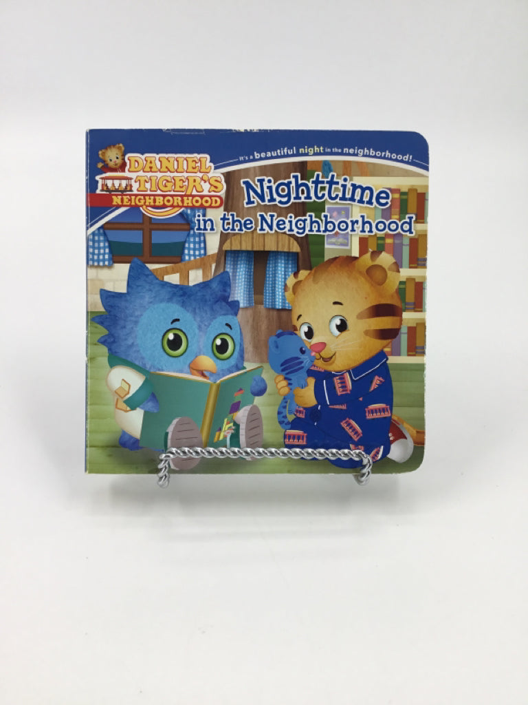 Daniel Tigers Nighttime in the Neighborhood boardbook Book