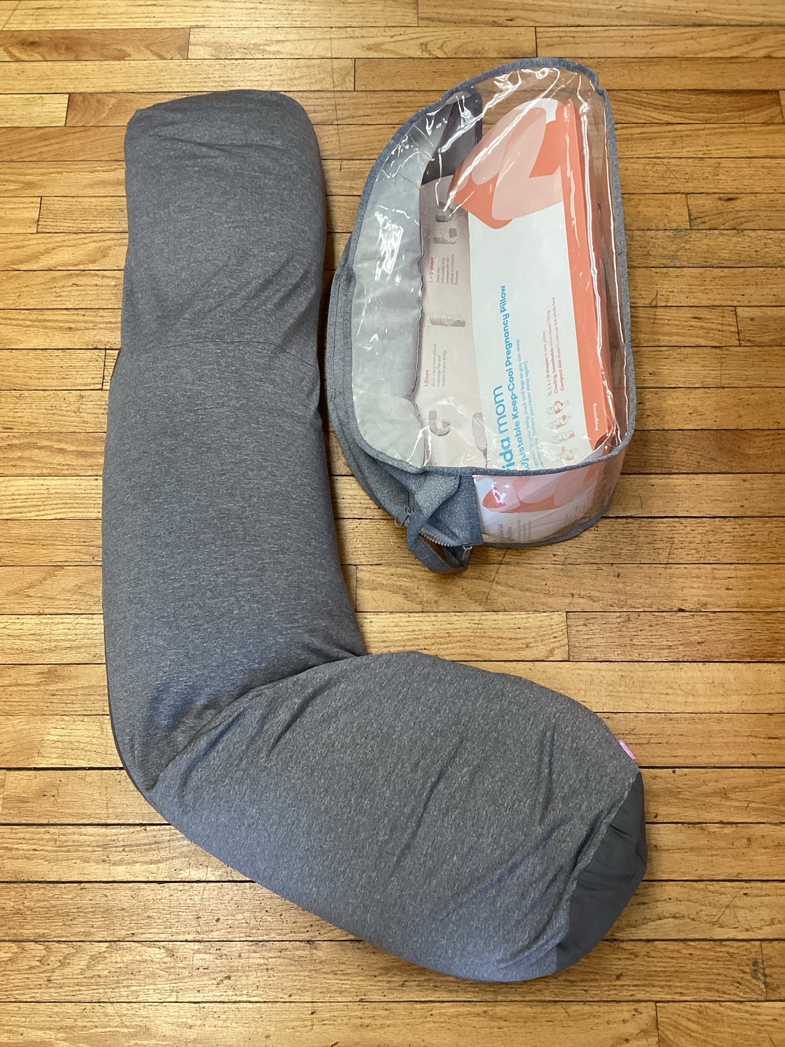 Frida mom Adjustbale Keep Cool Pregnancy Pillow