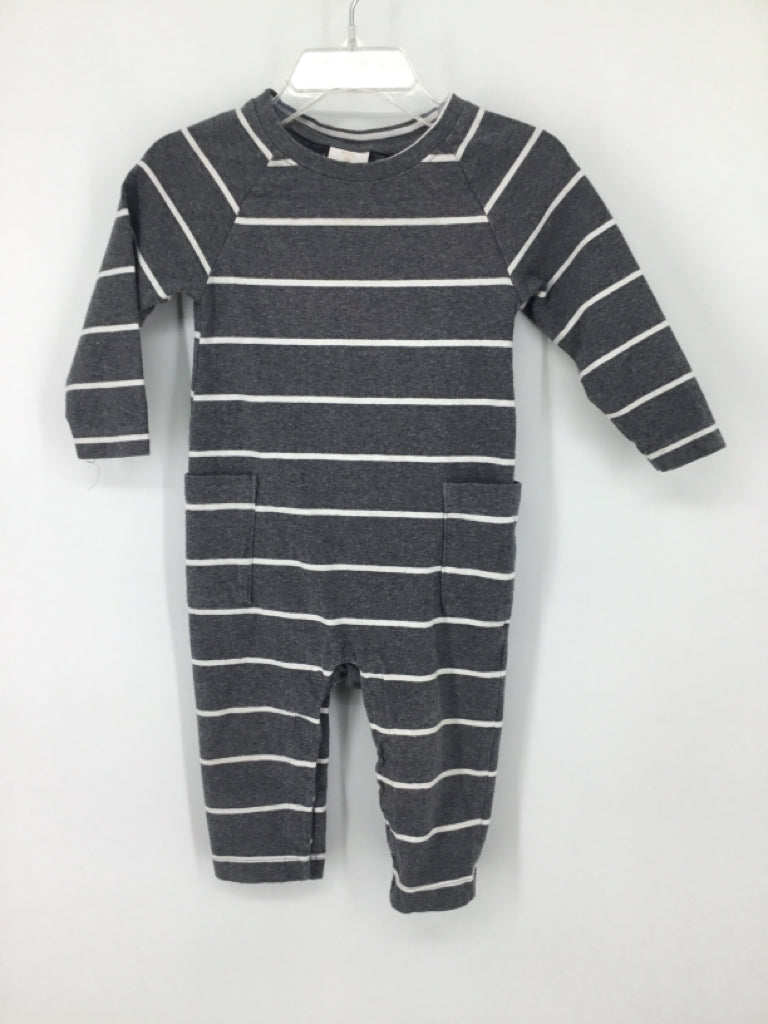 Ever & Ever Child Size 9 Months Gray Stripe Outfit - boys
